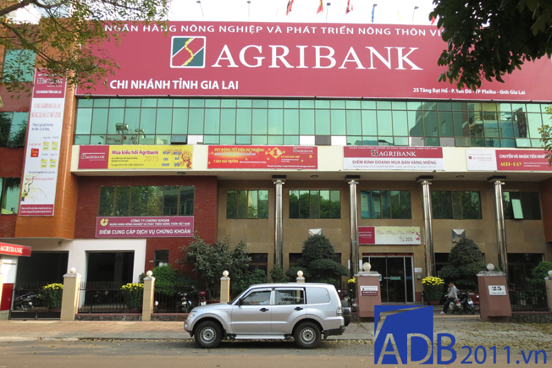 Thứ 7 ngân hàng Agribank có làm việc không
