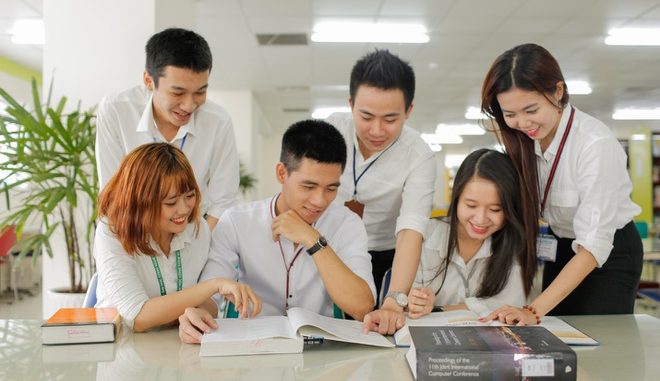 d9 học cao đẳng có tương lai không